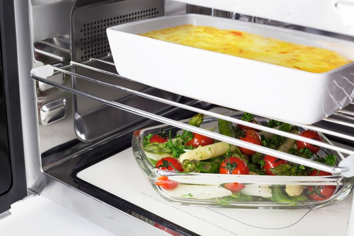 Микроволновая печь CASO MCG 30 Ceramic Chef