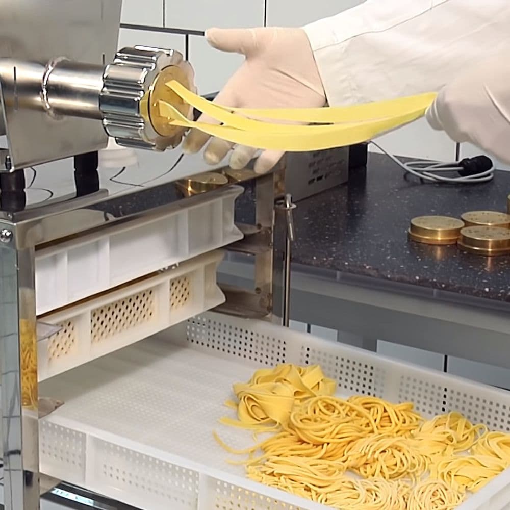 Форма Sirman для Concerto 5 №38 папарделле 15 мм