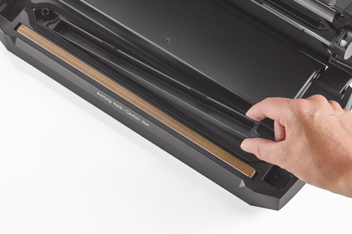 Вакуумный упаковщик бескамерный CASO VRH 690